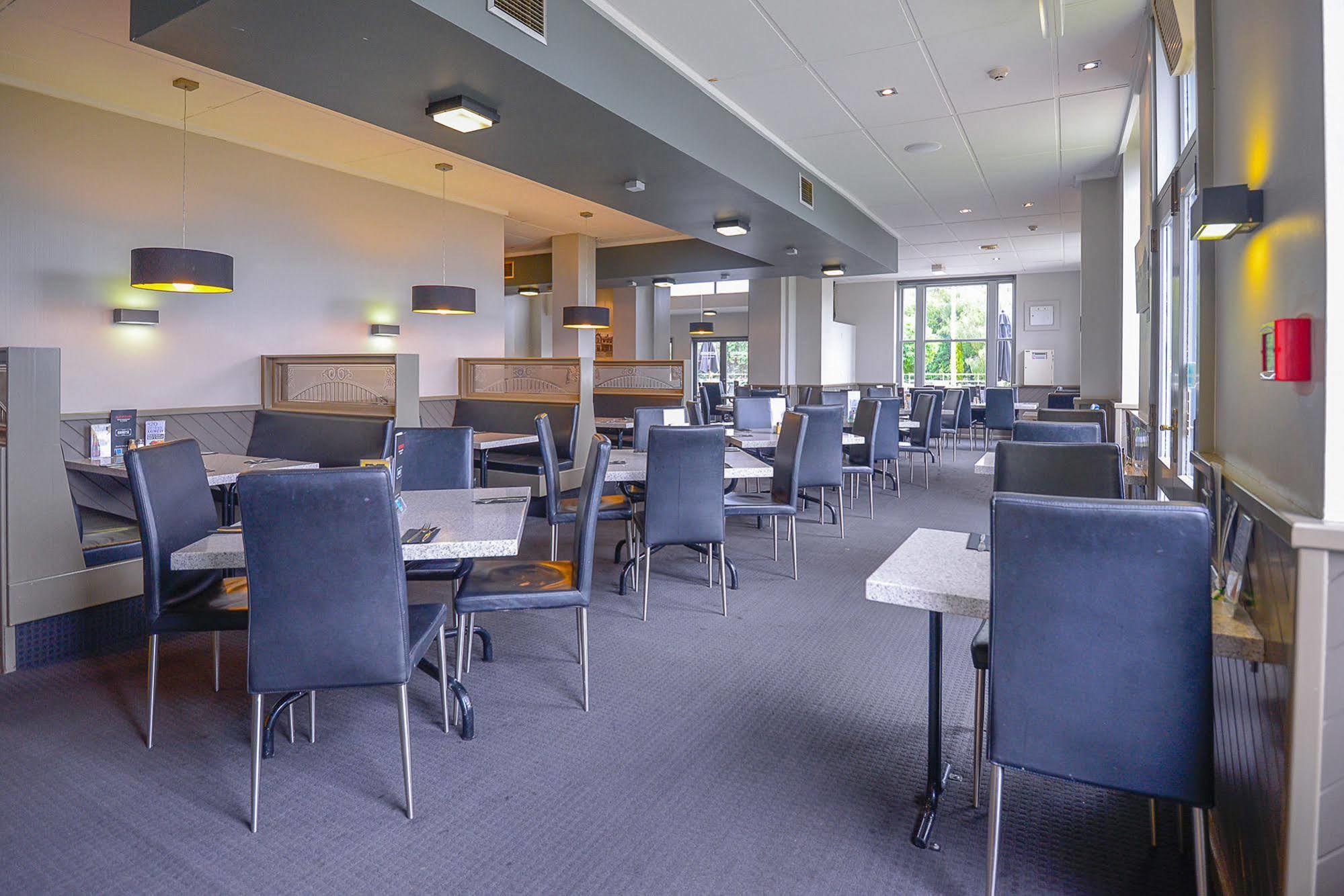 Racecourse Hotel And Motor Lodge Christchurch Eksteriør billede